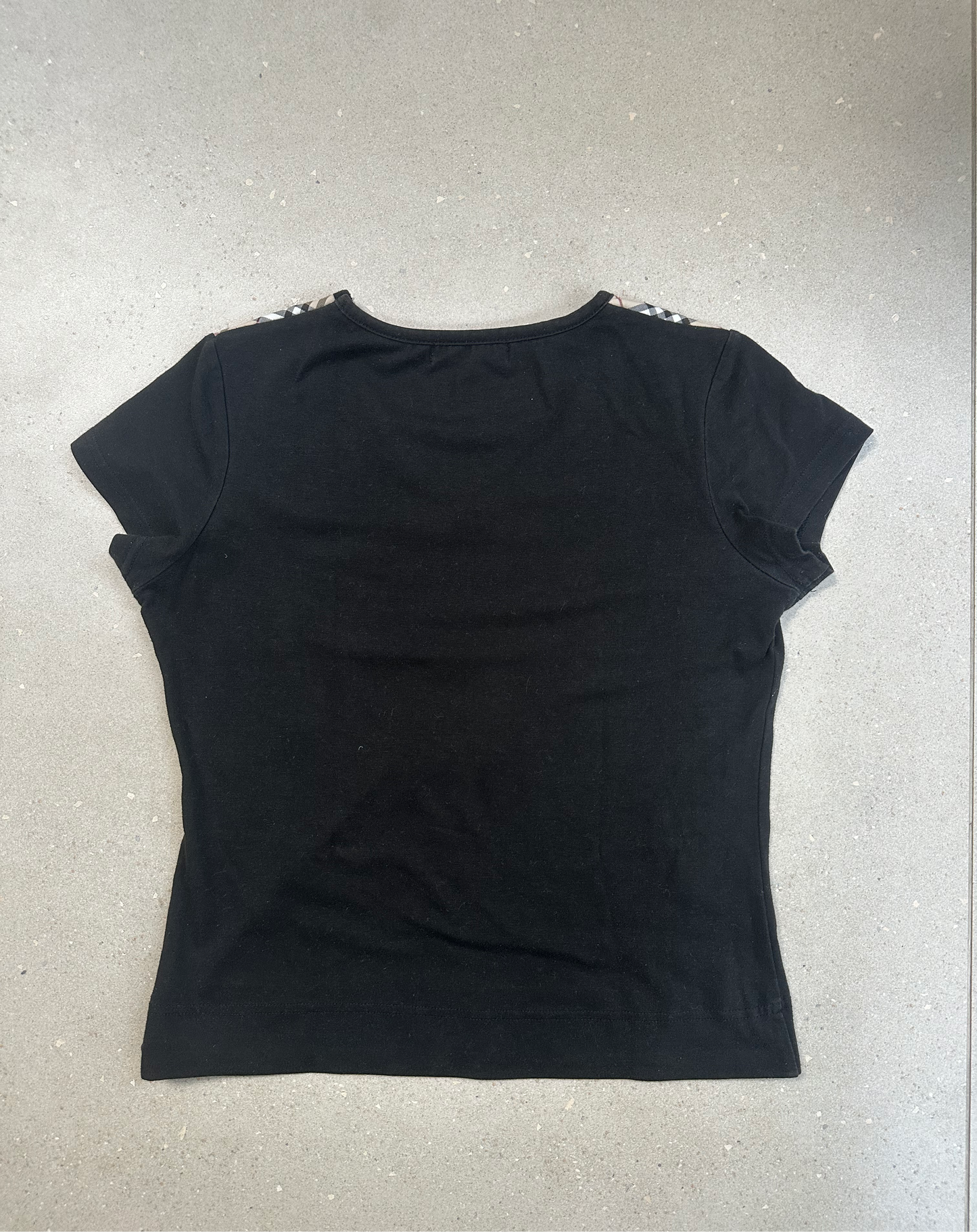 Burberry tee